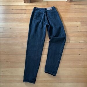 Pinnacle pair vintage Levi’s 501 for women in washed black SIX button fly